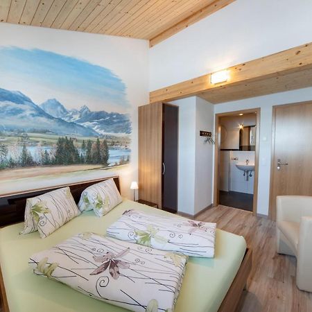 B&B Ferienhof Am See Willerzell Bagian luar foto