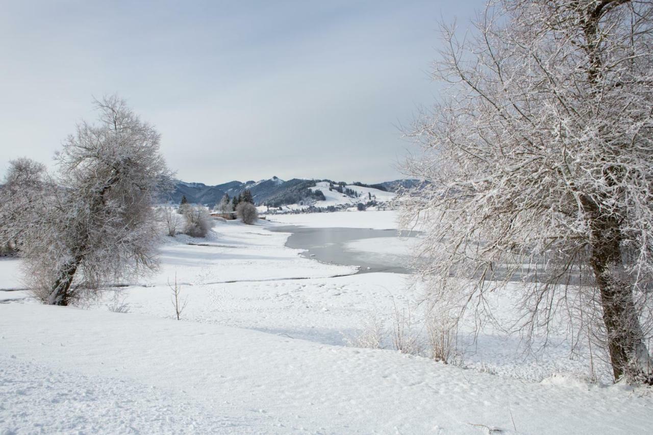 B&B Ferienhof Am See Willerzell Bagian luar foto